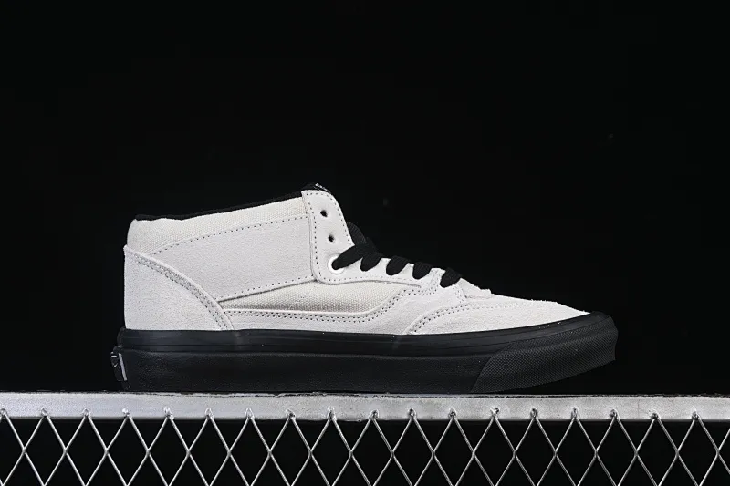 All categories Vans Vans series Vans Mid Vans China Vans Half Cab 33 Vans official retro casual simple versatile skateboard shoes VN000CXJYB2
